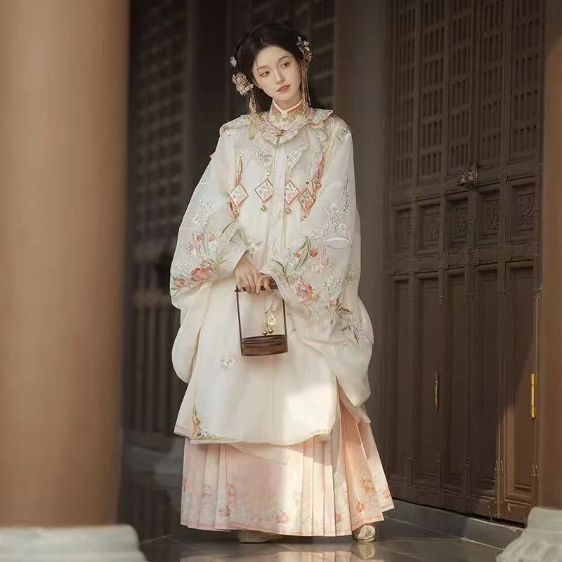Women's Han Chinese Clothing Ming Horse-Face Skirt Machine Embroidery Cloud Shoulder Neck Spring and Summer Pipa Sleeve