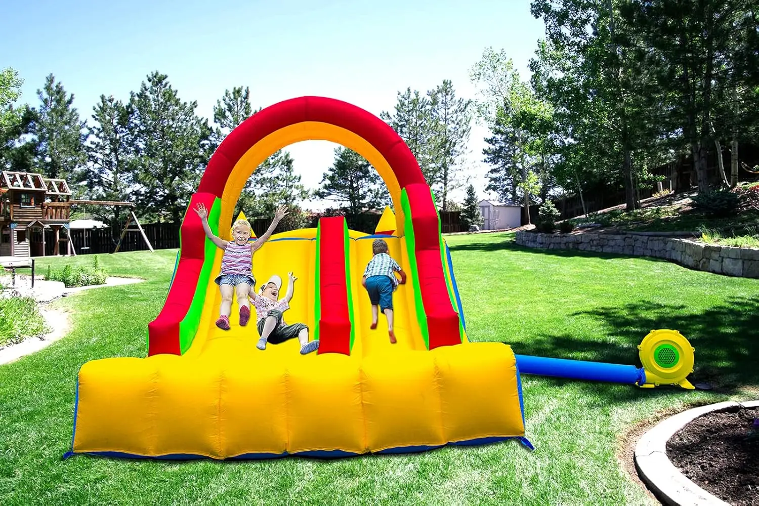 Hua kastro 16x7,2 ft aufblasbares Sprungbrett mit 2 Renn rutschen und großer Kletterwand, aufblasbarer 3-in-1-Kinder-Trampolin-Regenbogen