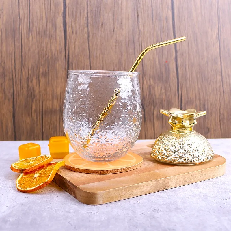 

Trendy Pineapple-Shaped Glass Cup with Golden Lid & Straw for Cocktails 2025 Stylish Beverage Cup for Home Parties
