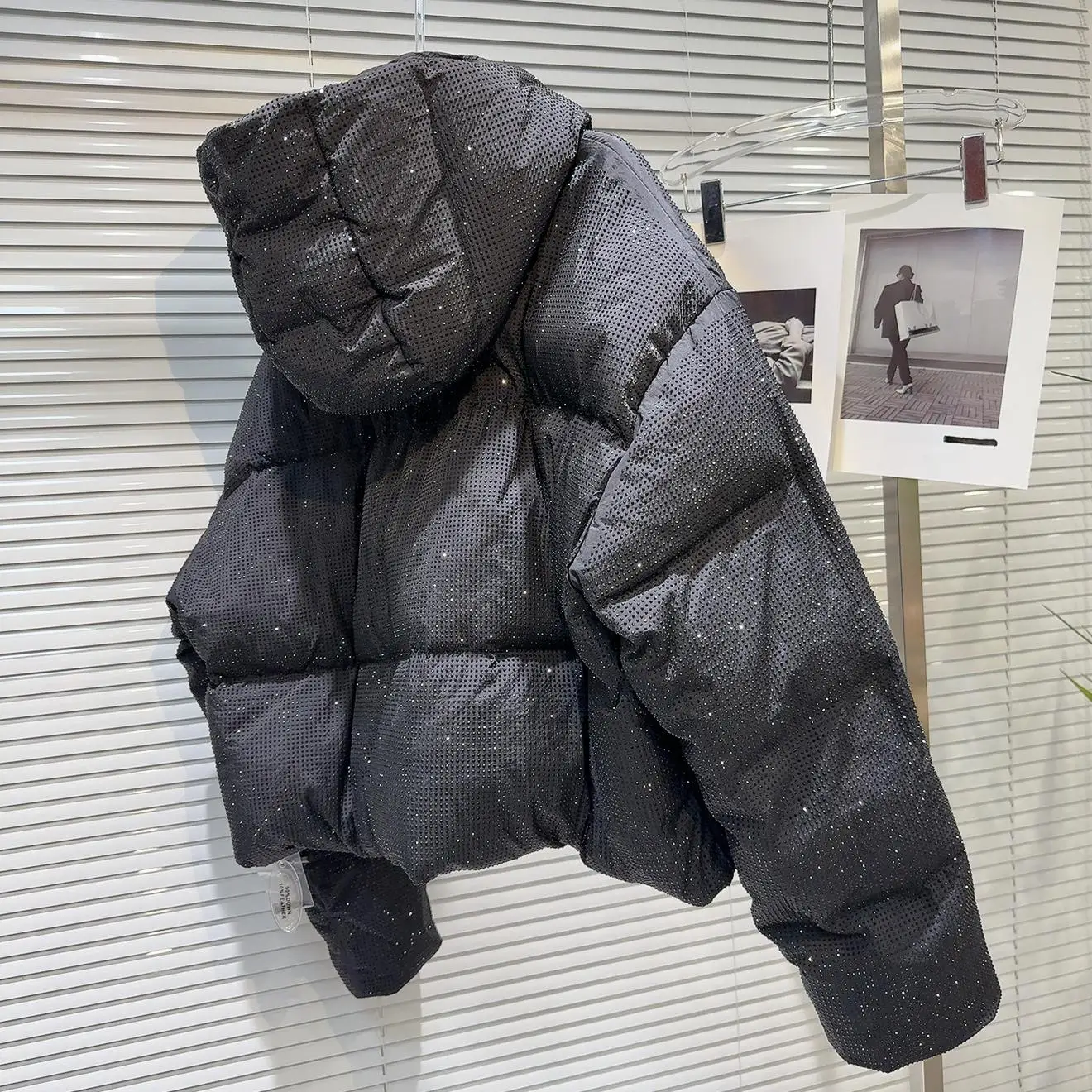 

iny Rhinestone Heavy Du Hooded Cotton Jaet New Winter 2025 Faion Trend Street Sle Long Sve Zipper Closure Coat