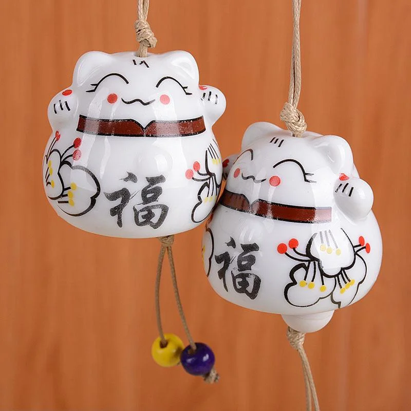 2Pcs Random Color Windchimes Lucky Cat Pendant Wind Chimes  Ornament Hanging Miniature Home Decoration