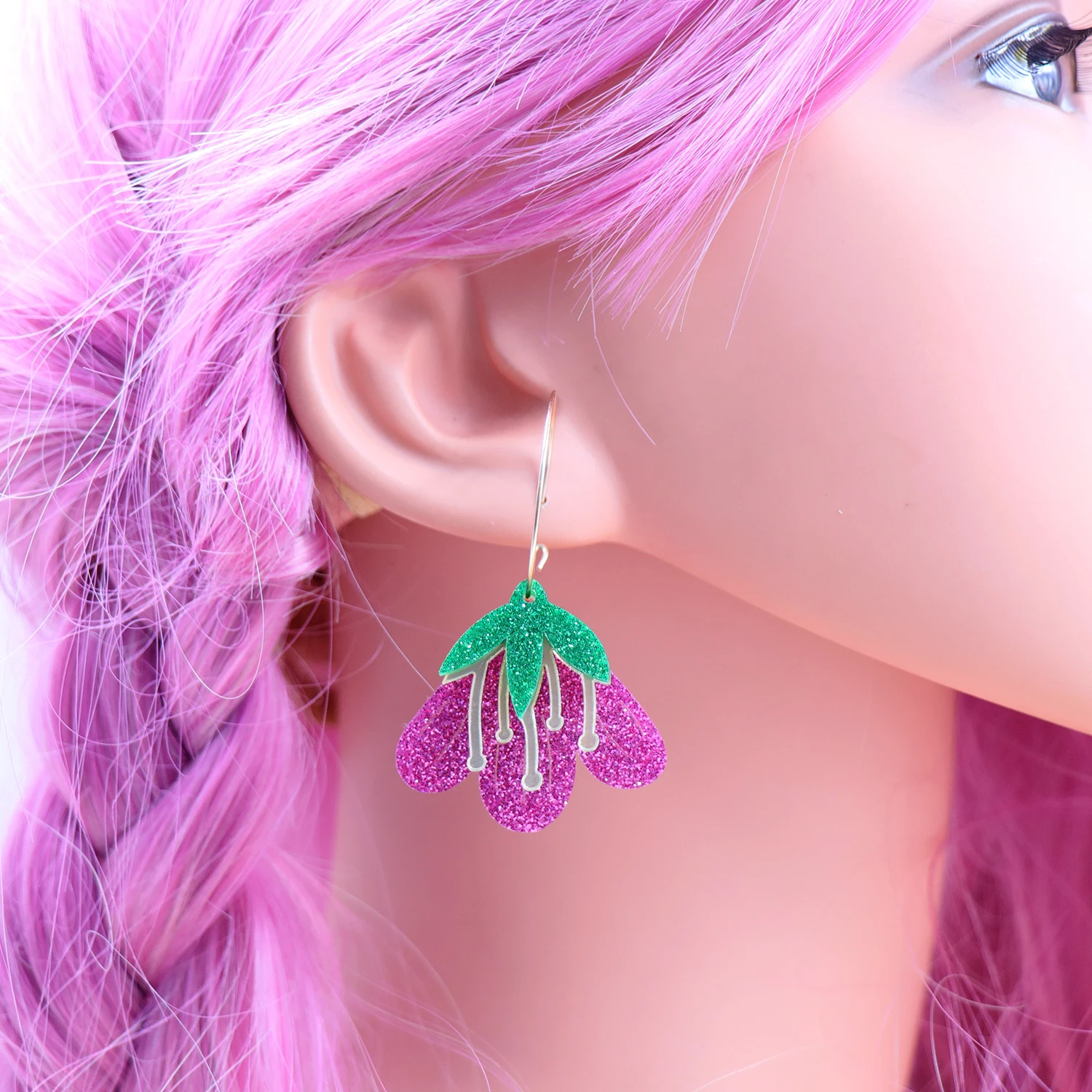 2022 New Hawaiian Polynesian Flower Earrings For Women Mother\'s Day Tropical Flower Acrylic  Hoop Earrings
