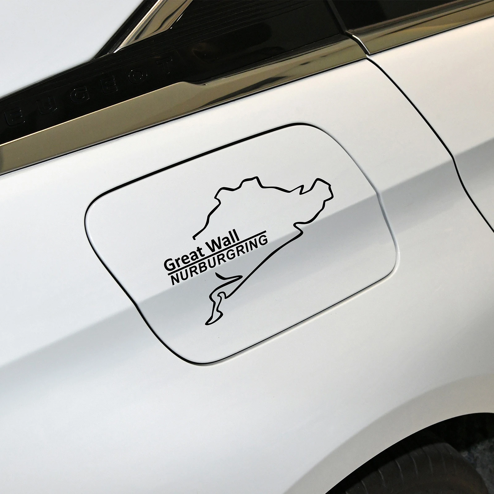

1PCS Car Fuel Tank Cap Sticker Reflective Decal for GWM M4 H6 F5 F7 M6 H4 H9 H2 H2S F7X POER WEY STEED