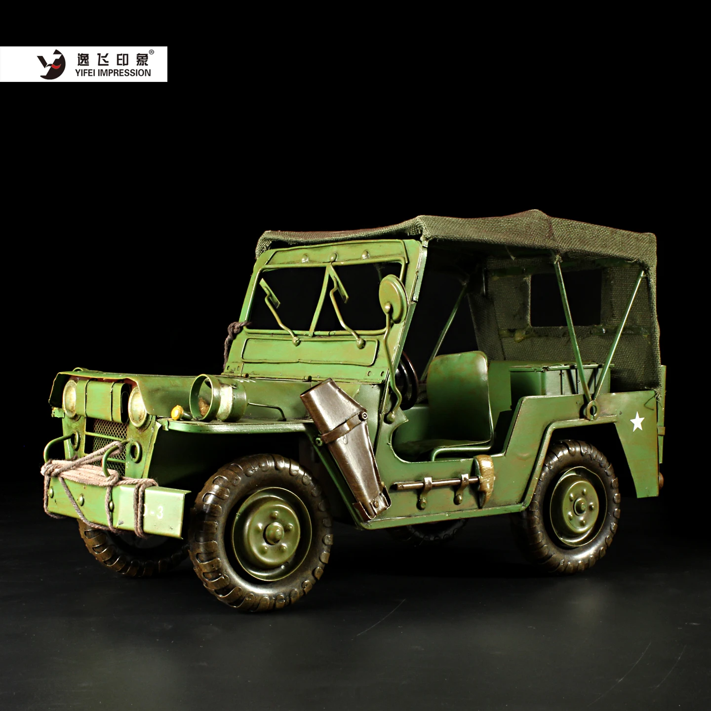 Handcrafted Iron WWII Military Vehicle Model Retro Army Truck Figurine with Canvas Cover Rustic Home Decor Desk Ornament Gift