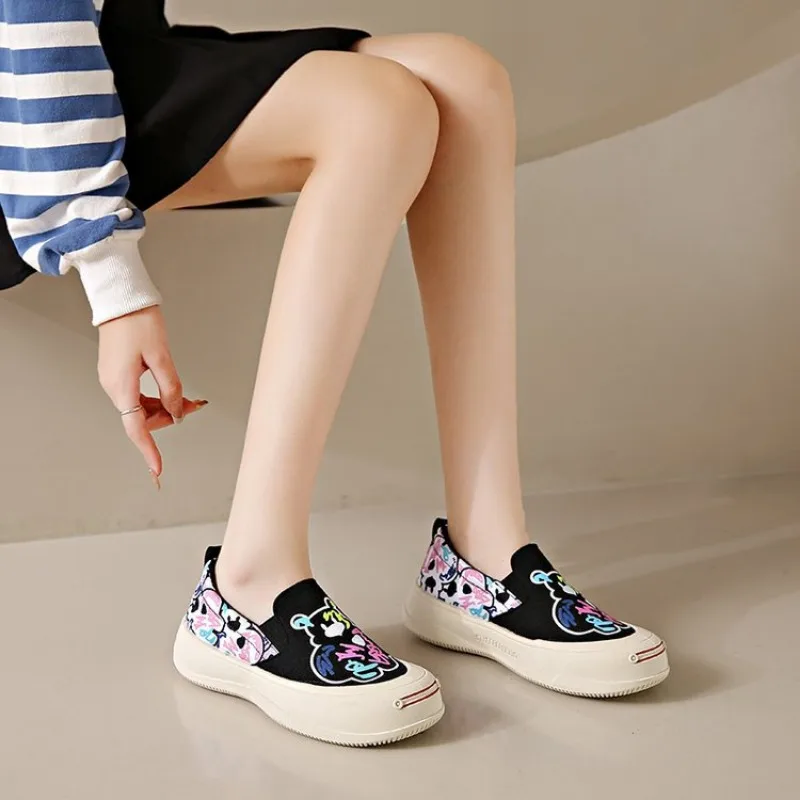 Women Platform Vulcanized Shoes New Woman Thick Sole Canvas Loafers Fashion Graffiti Sneakers Outdoor Flats Sports Shoes