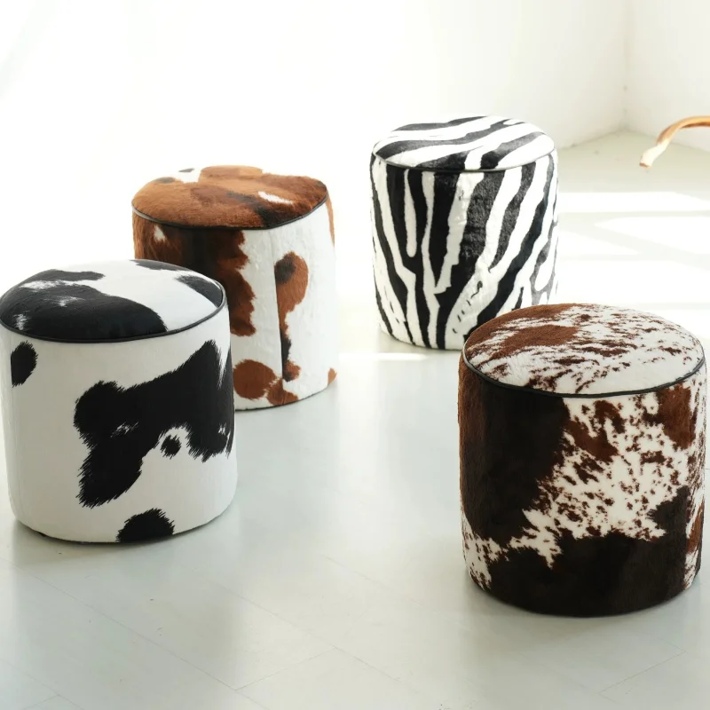 Cowhide plush small stool with l , sofa footstool, coffeetable footstool, roundstool restingfeet, shoe-changingstool living room