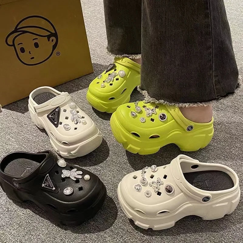 

7CM Summer Clogs Outdoor Waterproof Platform Women Slippers Beach Slides Beard Black Designer Sandals with Charms Graden Shoes