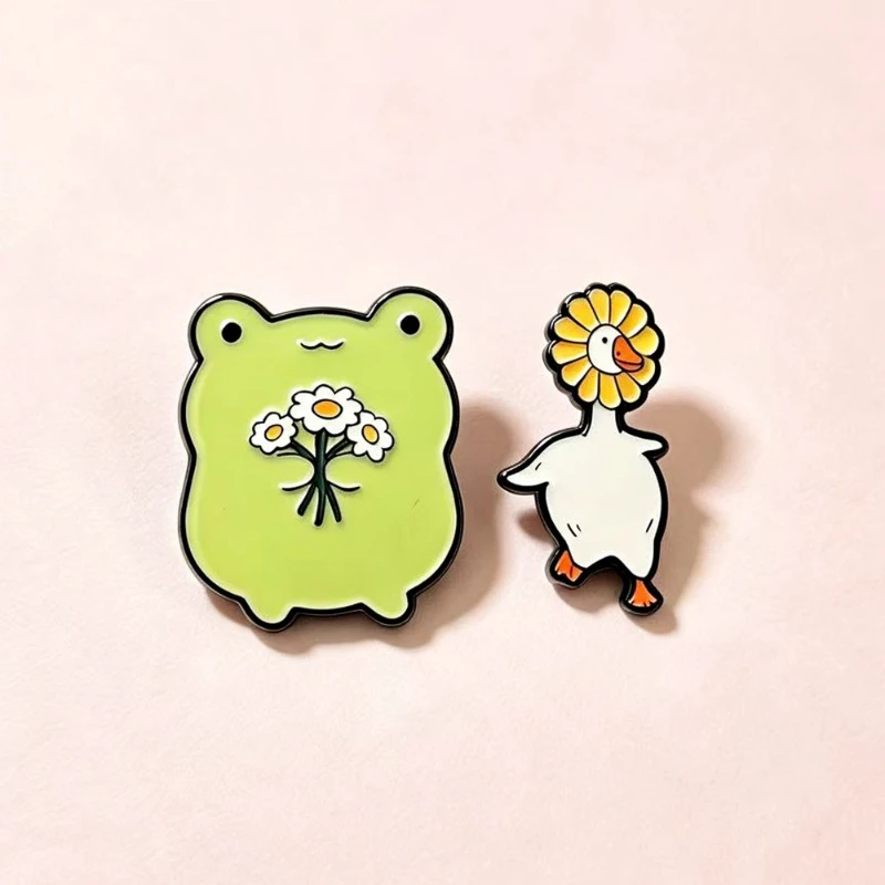 Cute Animal Frog Duck Brooch Metal Enamel Pin Creative Cartoon Badge Pin for Gift DIY Clothing Bag