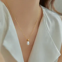 2022 Gentle High-quality Natural Freshwater Pearl Perfume Bottle Design Necklace Woman Titanium Steel Jewelry Birthday Gift