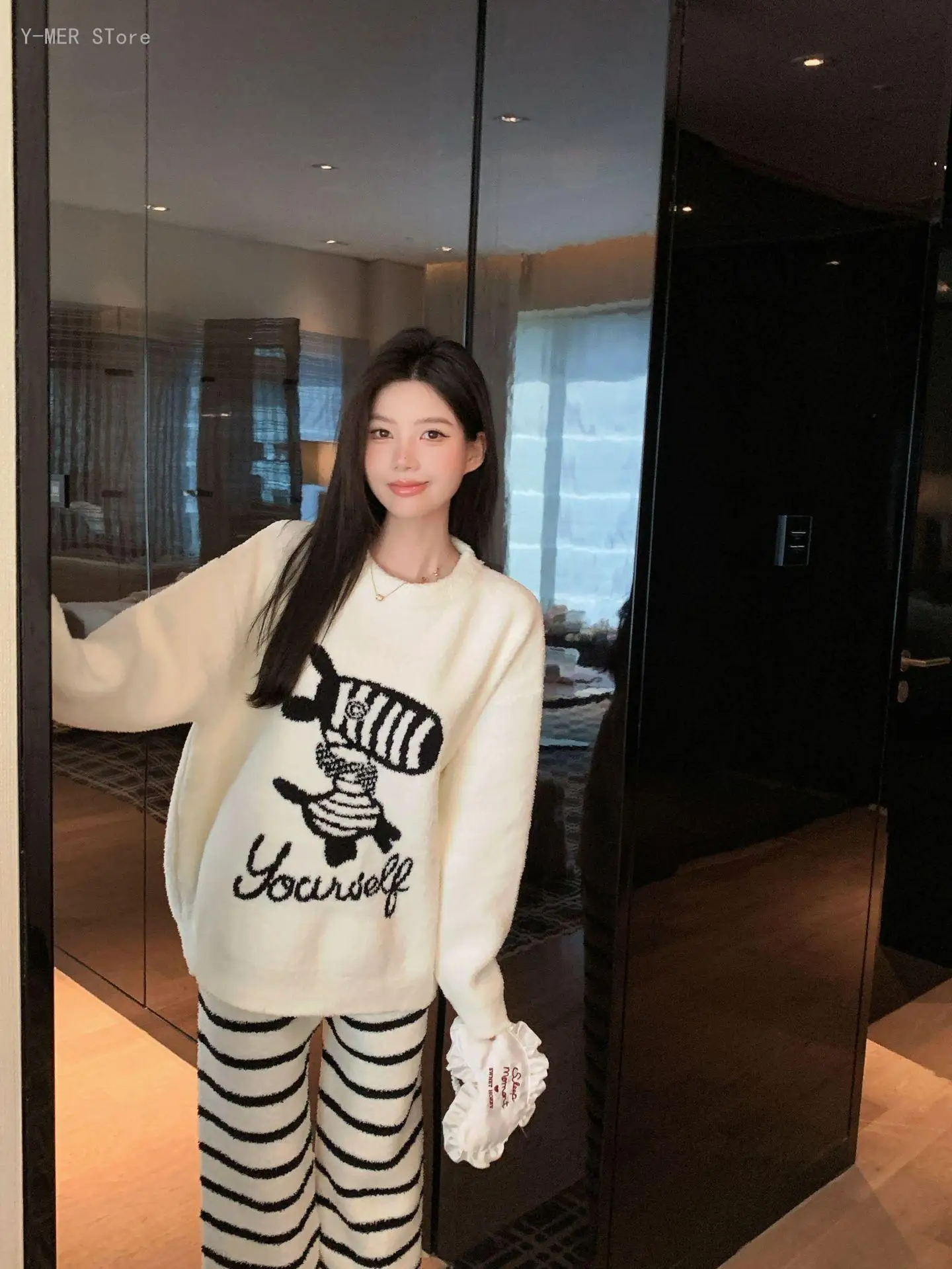 Women Autumn Winter New Fleece Pajama Set Round Neck Little Horse Pattern Thick Soft Warm Cozy Casual Two Piece Sleepwear