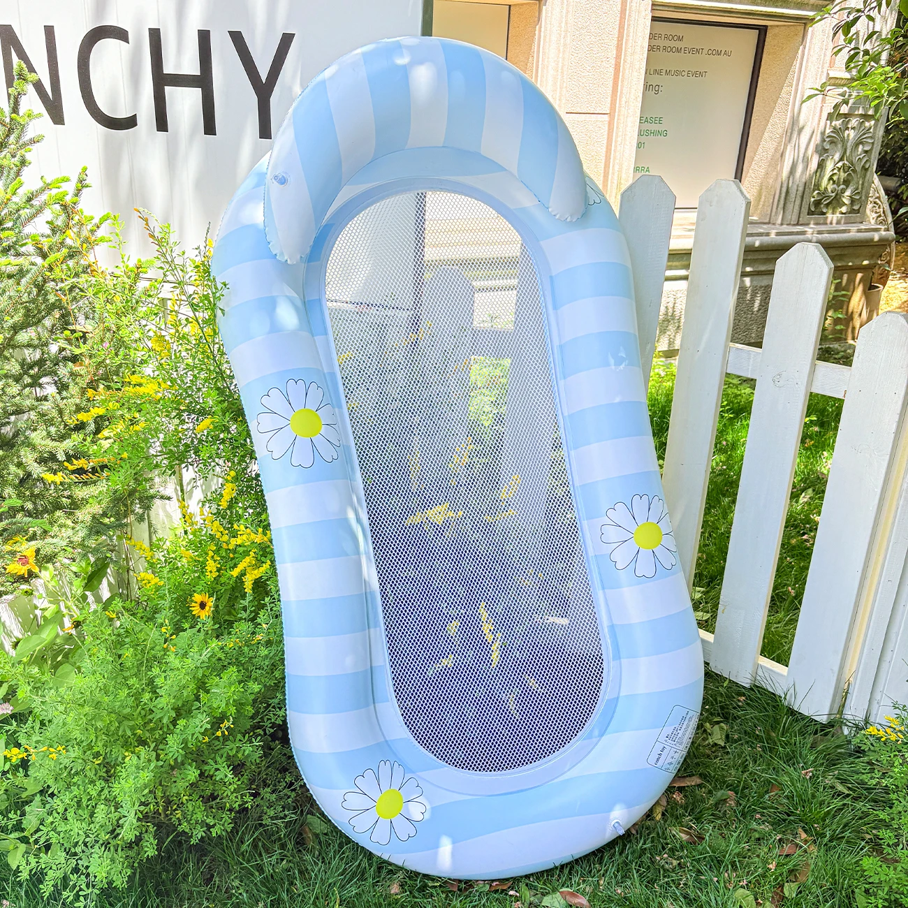 Rede portátil inflável de pétalas de flores, tapete flutuante obrigatório para água de verão para relaxamento seguro de piscina/praia, 1 peça