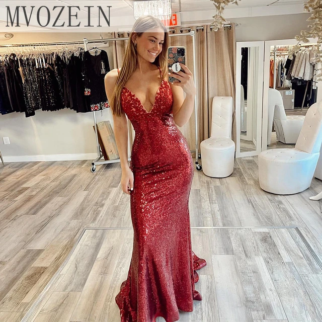 Maroon fitted prom dress best sale