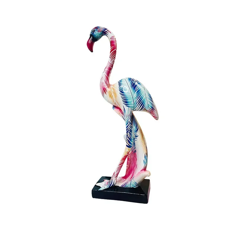 

Graffiti Flamingo Sculpture Home Decor Animal Bird Figurine Nordic Style Resin Flamingo Ornament Desktop Art Crafts