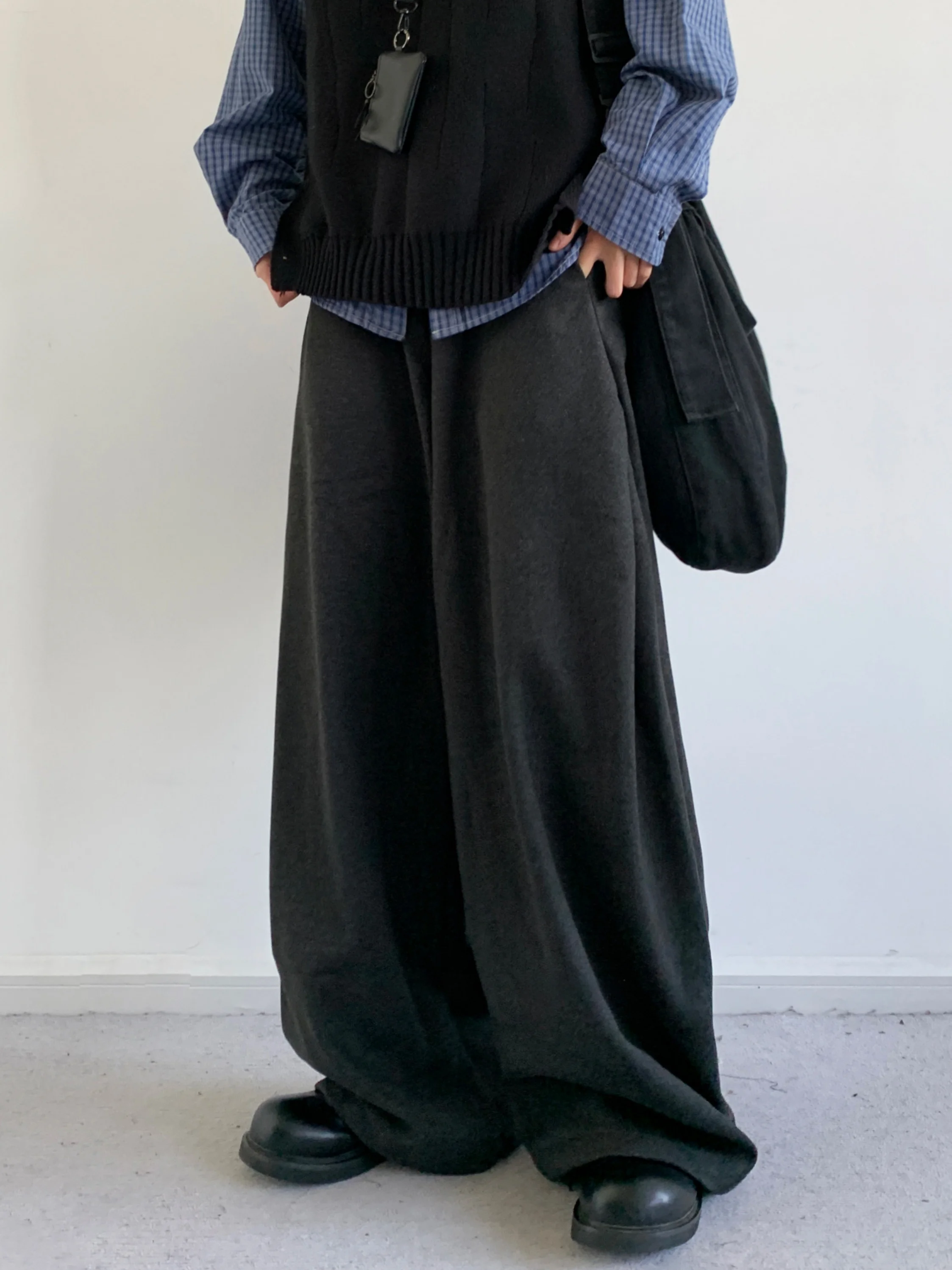 

Retro Japanese Sle Men's Woolen Trousers Loose Pure Color Wide Leg Autumn High Waist Bend Knife Pants Youth Casual Faion