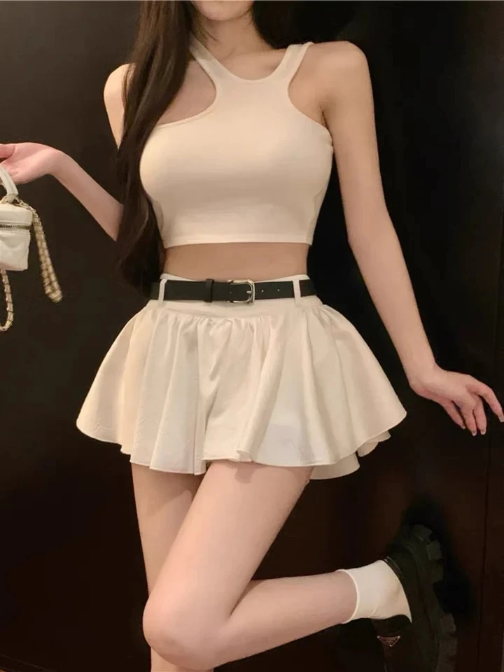 2024SS Summer Luxury New Women High Quality Causal Ruffles Shorts Pants With Belts 2 Color