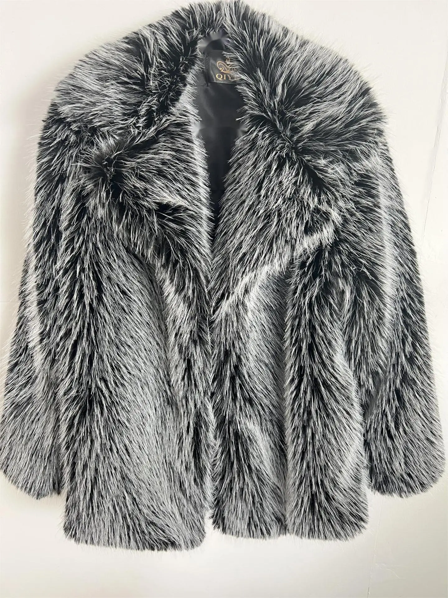 Luxury Faux Fur Coatผู้หญิงฤดูหนาวเสื้อผ้าLapelคุณภาพสูงPlush Coat Furryแจ็คเก็ตFluffy Overcoatใหม่Outerwears