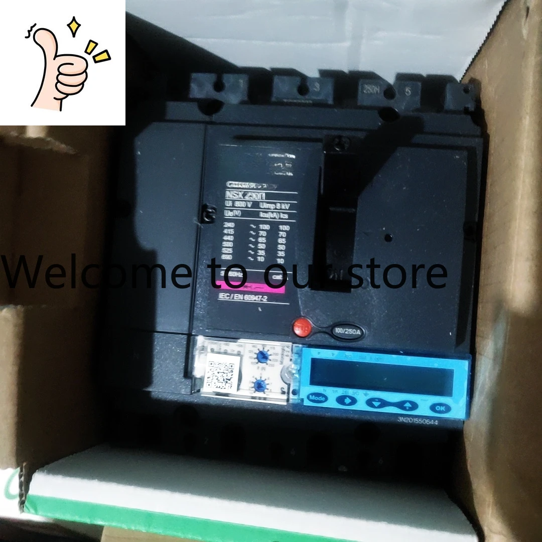 

LV431805 NSX250H 250A 4P4R MIC5.2A