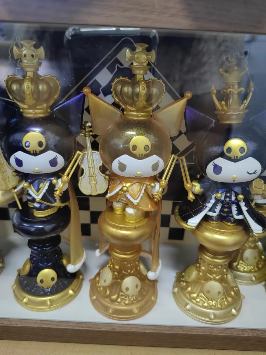 Figurines de dessin animé Sanrio authentiques, série Kuromi, poupées d'échecs Kuromi, boîte mystère, ornements de chambre mignons, jouet cadeau d'anniversaire pour filles