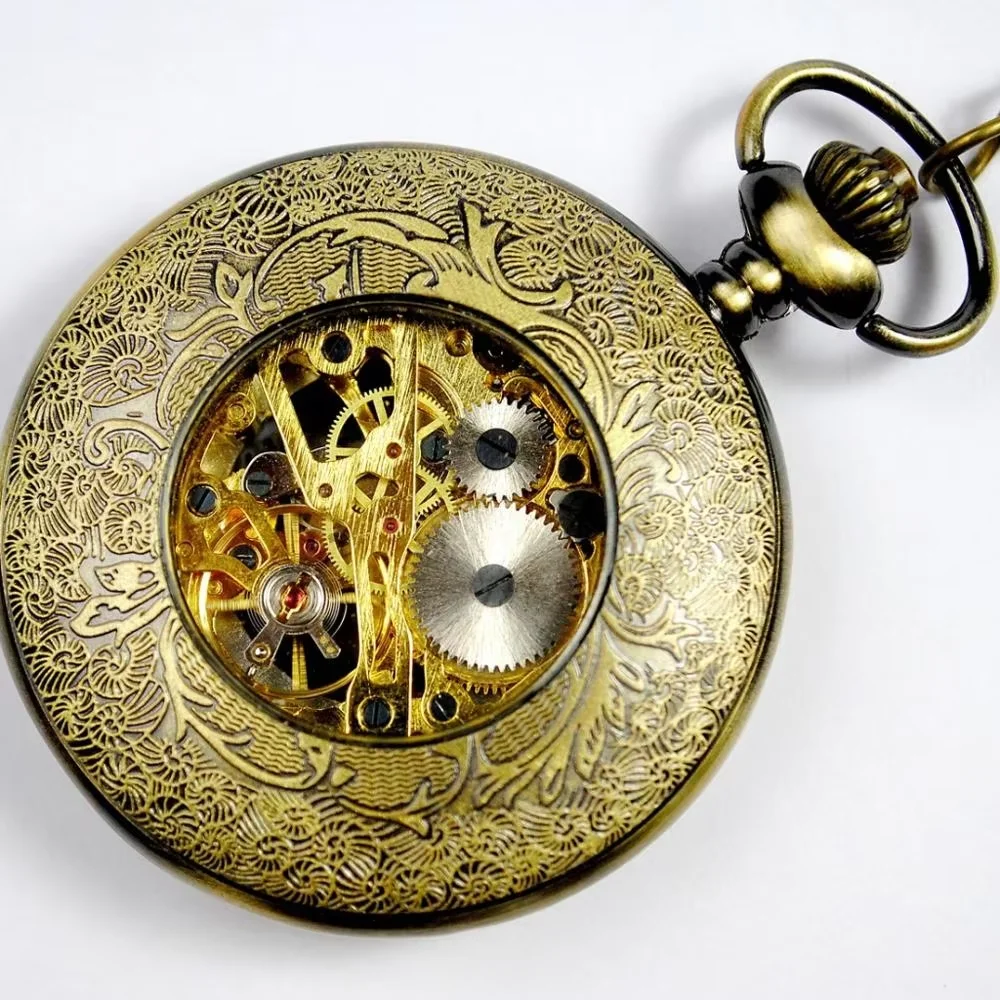 Classical nostalgic pocket watch Large carved hollow mechanical pocket watch European and American style floral pocket watch