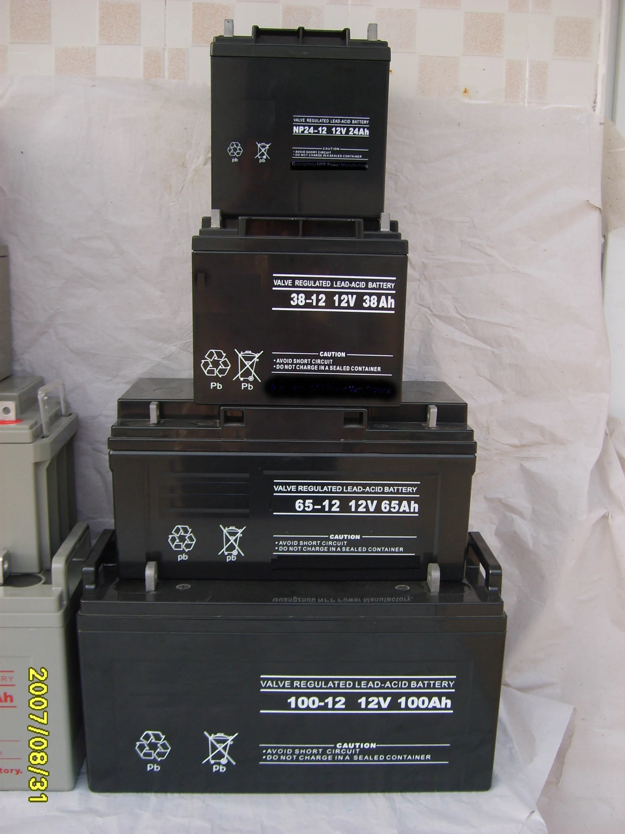 12V200AH maintenance-free lead-acid battery