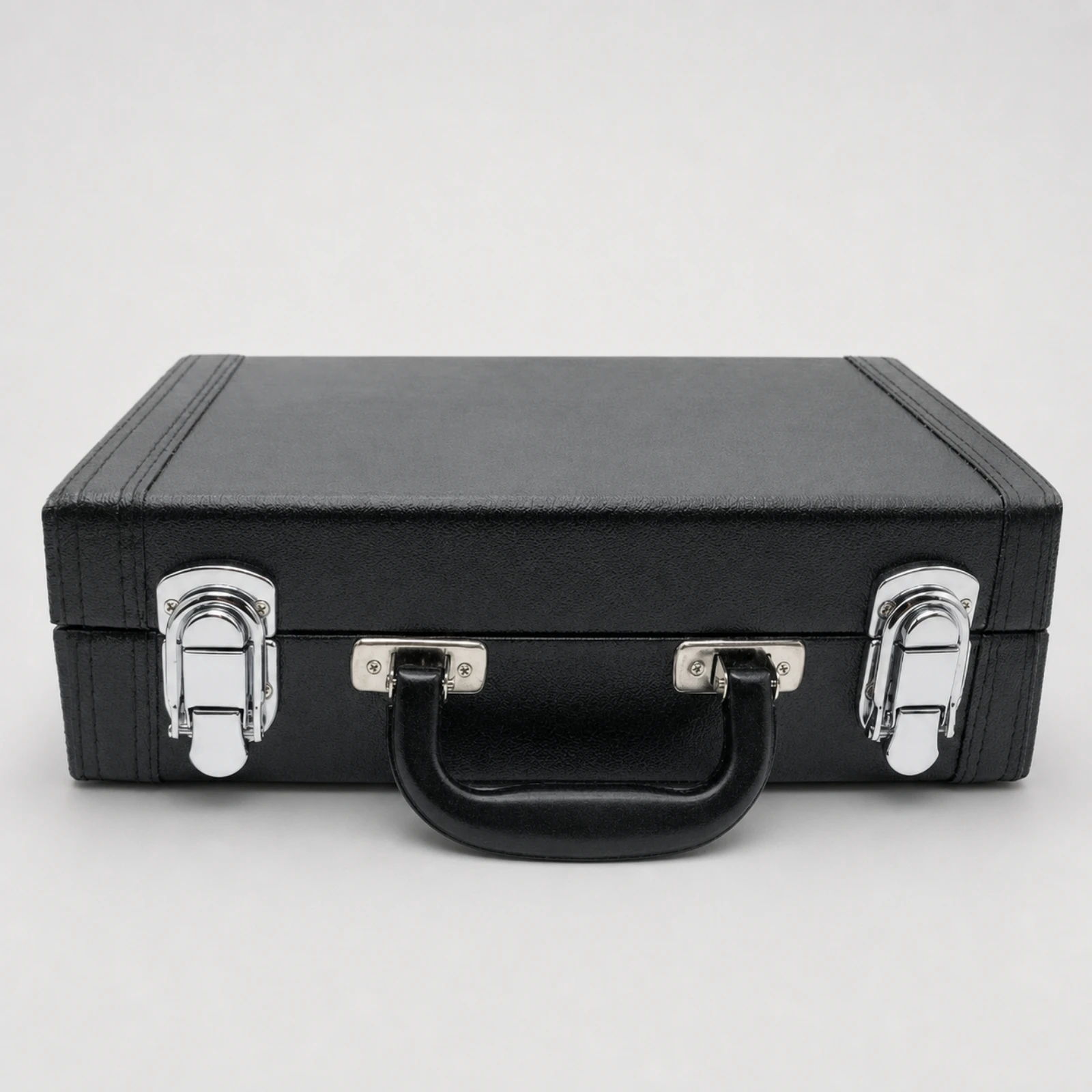 B-Flat Clarinet Carrying Case Black Faux Leather Clarinet Case Safeguarding Sturdy for Music Lessons, Rehearsals
