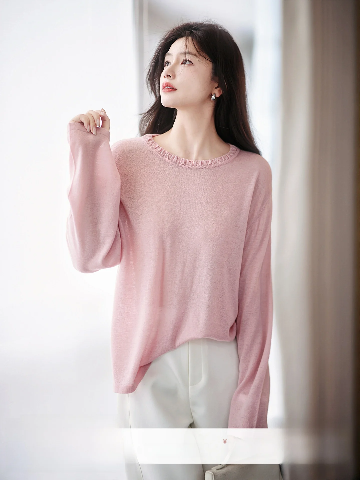 

Новинка: Весенний вязаный свитер из мягкой шерсти и льна с круглым вырезом, легкий, жатый, женский, комфортный, с длинным рукавом