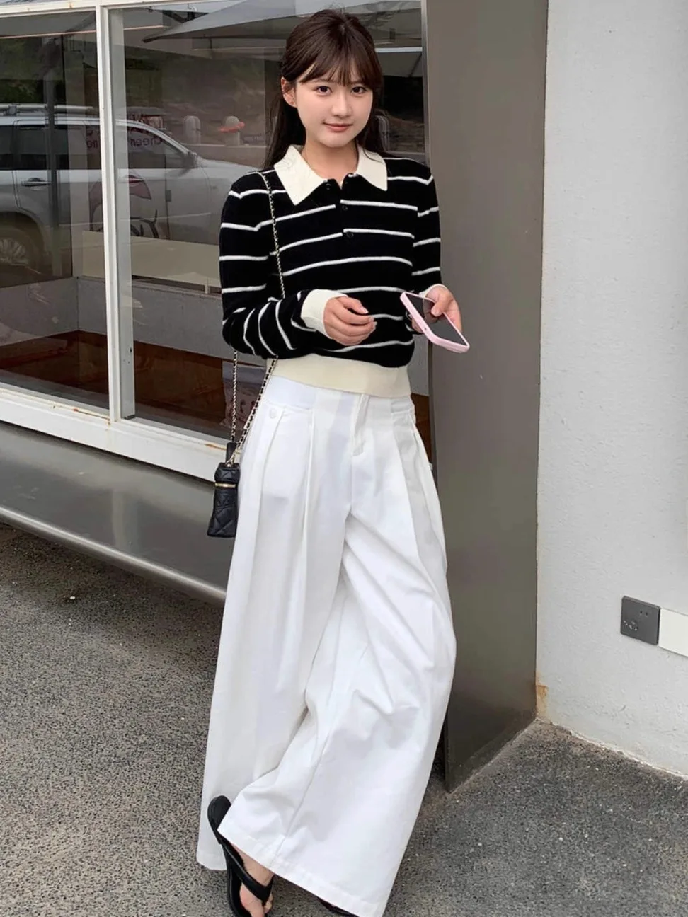 قميص نسائي طويل الأكمام من النسيج المحبوك الناعم، بتصميم مخطط وألوان متباينة، طبقة أساسية مريحة ومتعددة الاستخدامات وعصرية لف... #3