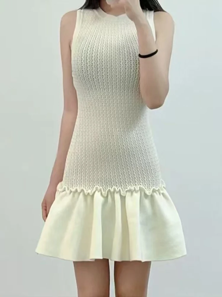 Letnia nowa moda Splicing wzburzona dzianinowa sukienka bez rękawów damska elegancka, temperamentna O-neck szczupła, bez rękawów, krótka szata damska