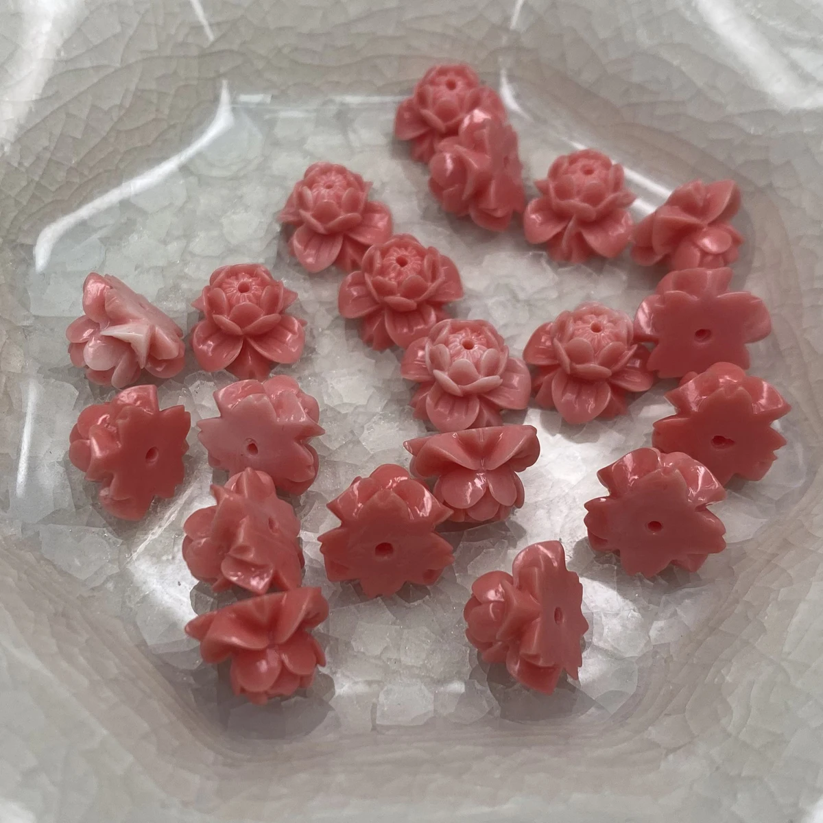 10Pcs Lotus Throne Loose Beads Shell Powder Isolation Beads For Jewelry Making DIY Bracelet Necklace Chains Accessory