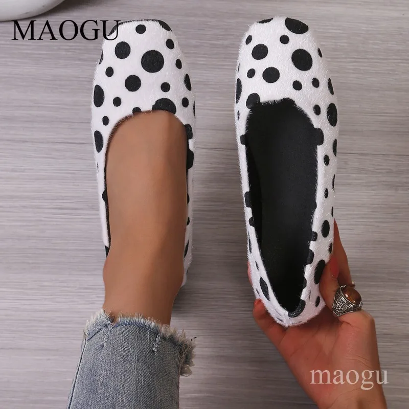 Women's Polka Dot Fuzzy Fur Flat Loafers Square Toe Slip on Casual Pumps Fashion Lightweight Comfort Ballet Shoes White Size 43