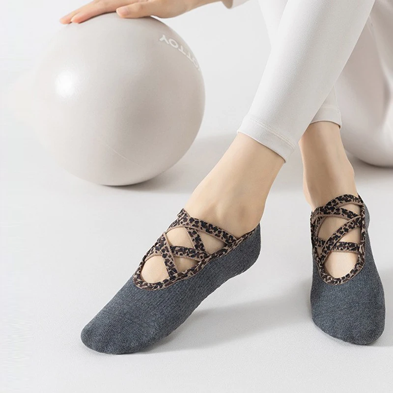 Leopard Patterns cross straps Grip yoga Pilates socks for wemen anti-slip Hollowed-out breathable Gym fitness Floor Aerobics