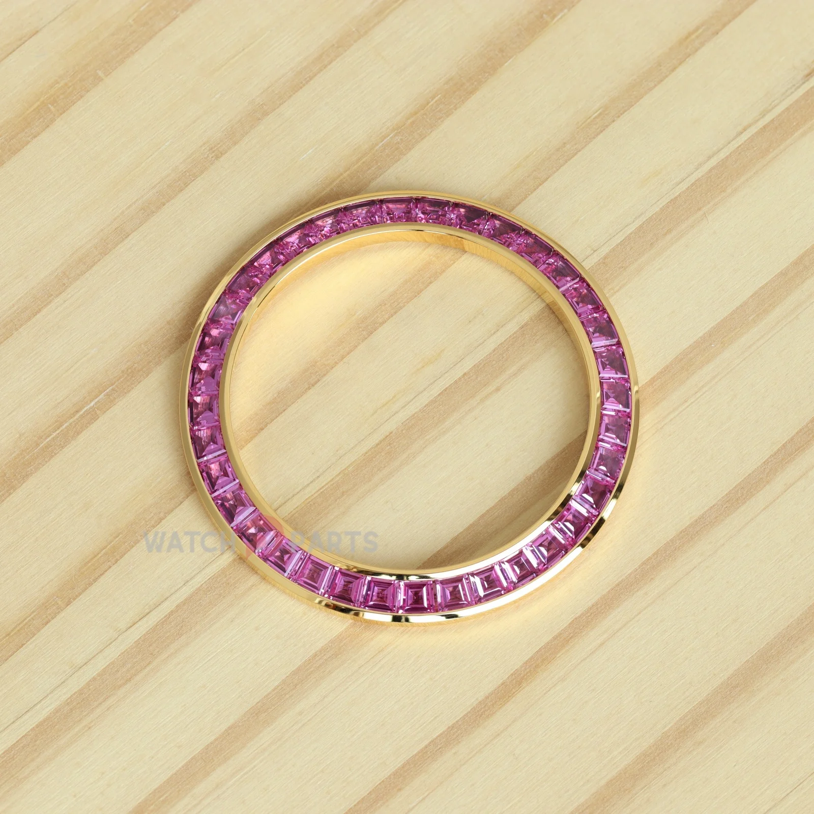 

Pink Gemstone Gold Watch Bezel for Rolex Daytona 40mm Watch
