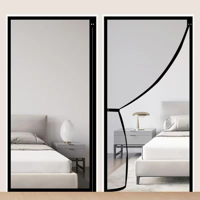 ستائر الأبواب المغناطيسية، وشبكات البعوض لنافذة شاشة الحشرات على الجانب الأيمن، ويمكن تخصيص ستائر البعوض غير المرئية