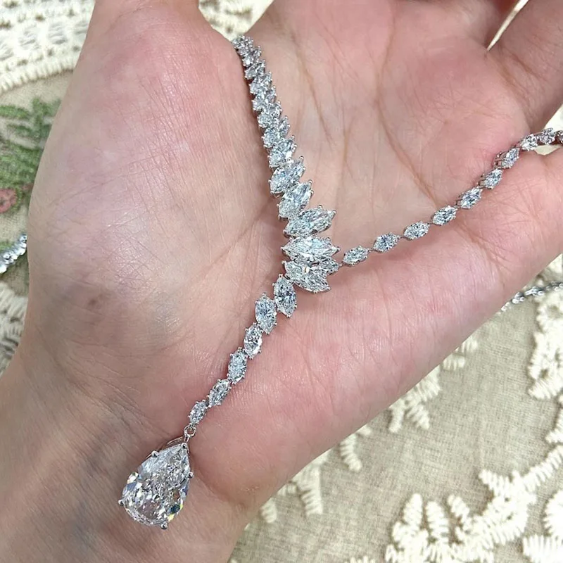 Lab Grown Diamond 5.8Ct Pear Shape & 11.8Ct Marquise Side Stone Pendant Diamond Necklace 18K Gold Wedding Luxury Necklace