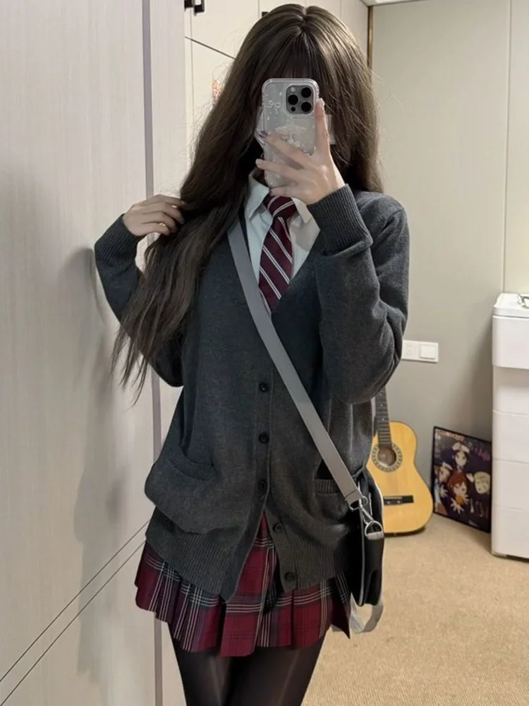 

Dark Grey Open Cardigan Layering Women's Outerwear School Uniform Style Plaid Skirt Set Winter Fashion Ensemble Casual Wear