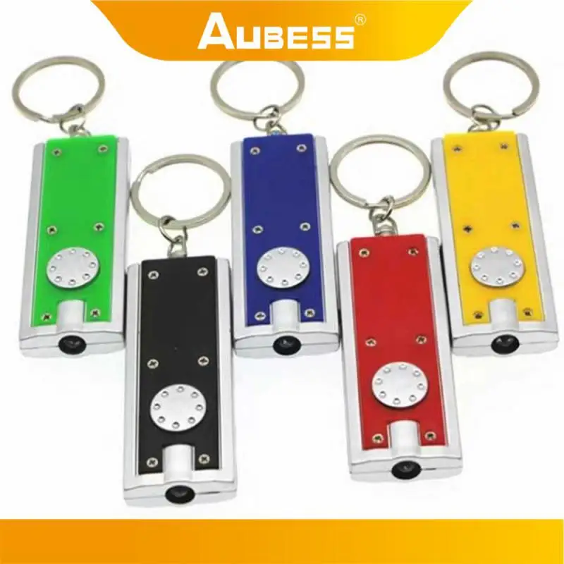 LLavero de lámpara con logotipo personalizado portátil, diseño único, luz Led creativa, novedad