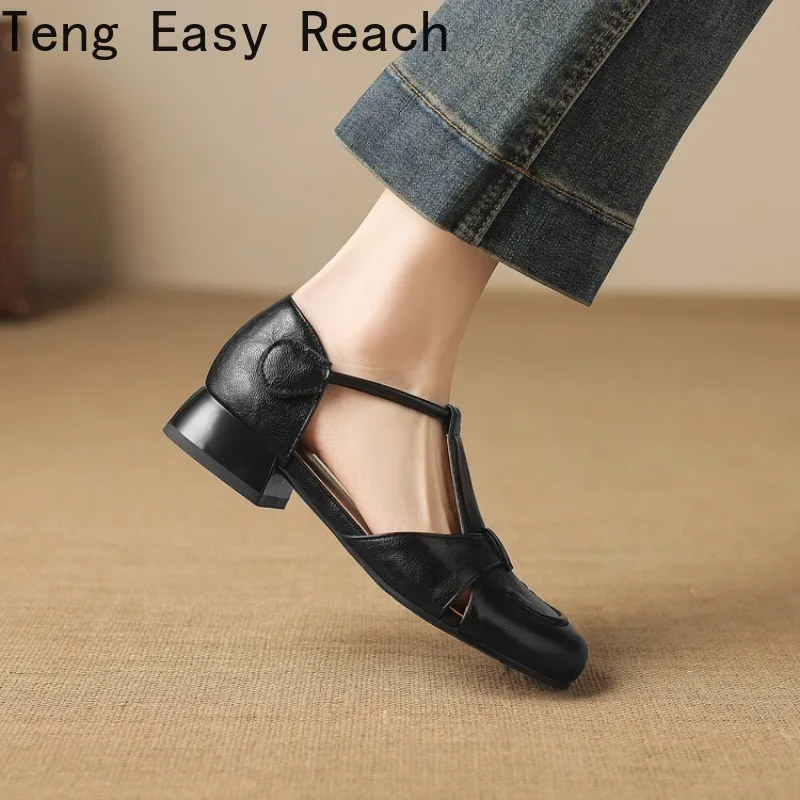 

The New Summer 2026 Sandals for Women Are Round Head Design Classic Fashion Style for Everyday Wear Size Range 32-44