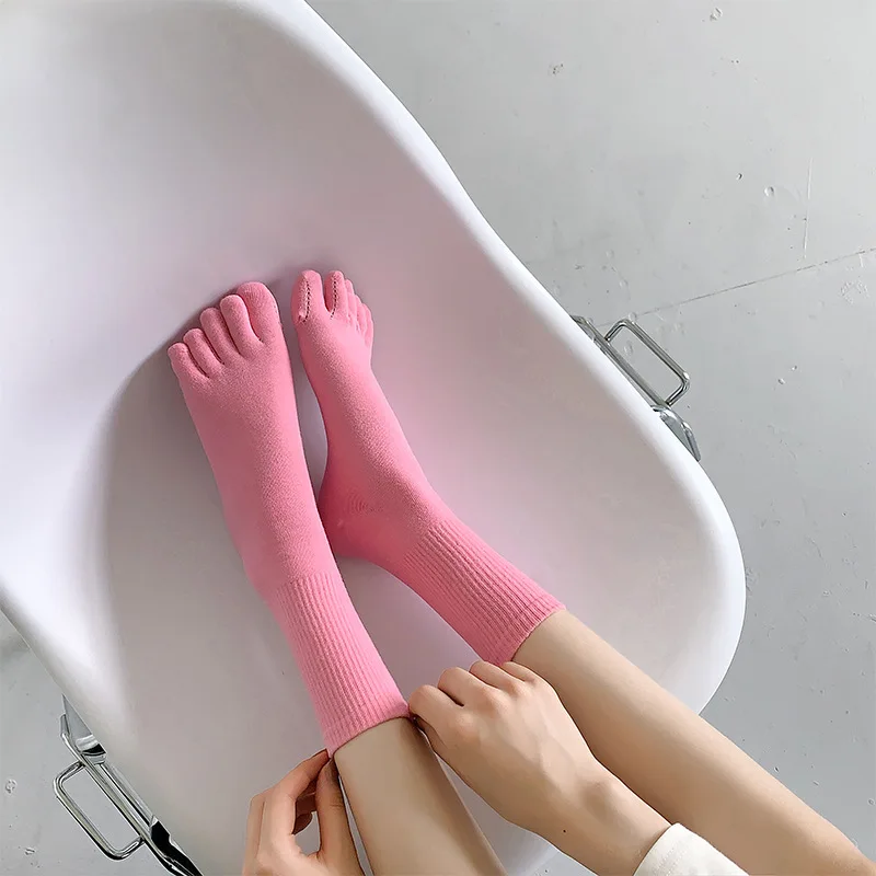 Candy Color Split Toe Socks Simple Japanese Five Finger Socks Women Men Middle Tube 5 Toe Cotton Socks Sports Running Streetwear