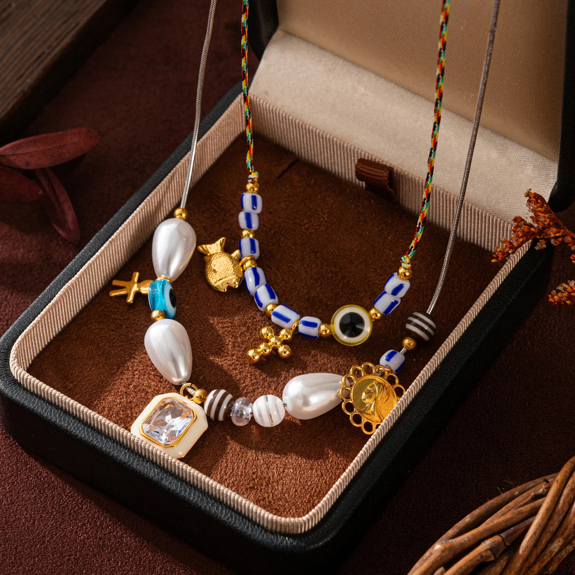 

New Ins style shell bead with fresh and niche pearl design necklace, gold-plated and color preserving