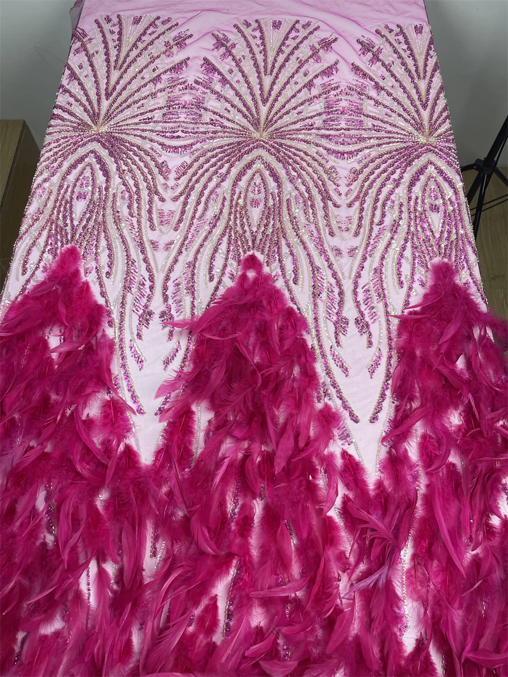 Luxury African 3D Feather Beaded Lace Fabric 2025 High Quality Embroidery Sequins Nigerian French Style for Wedding Party Sewing