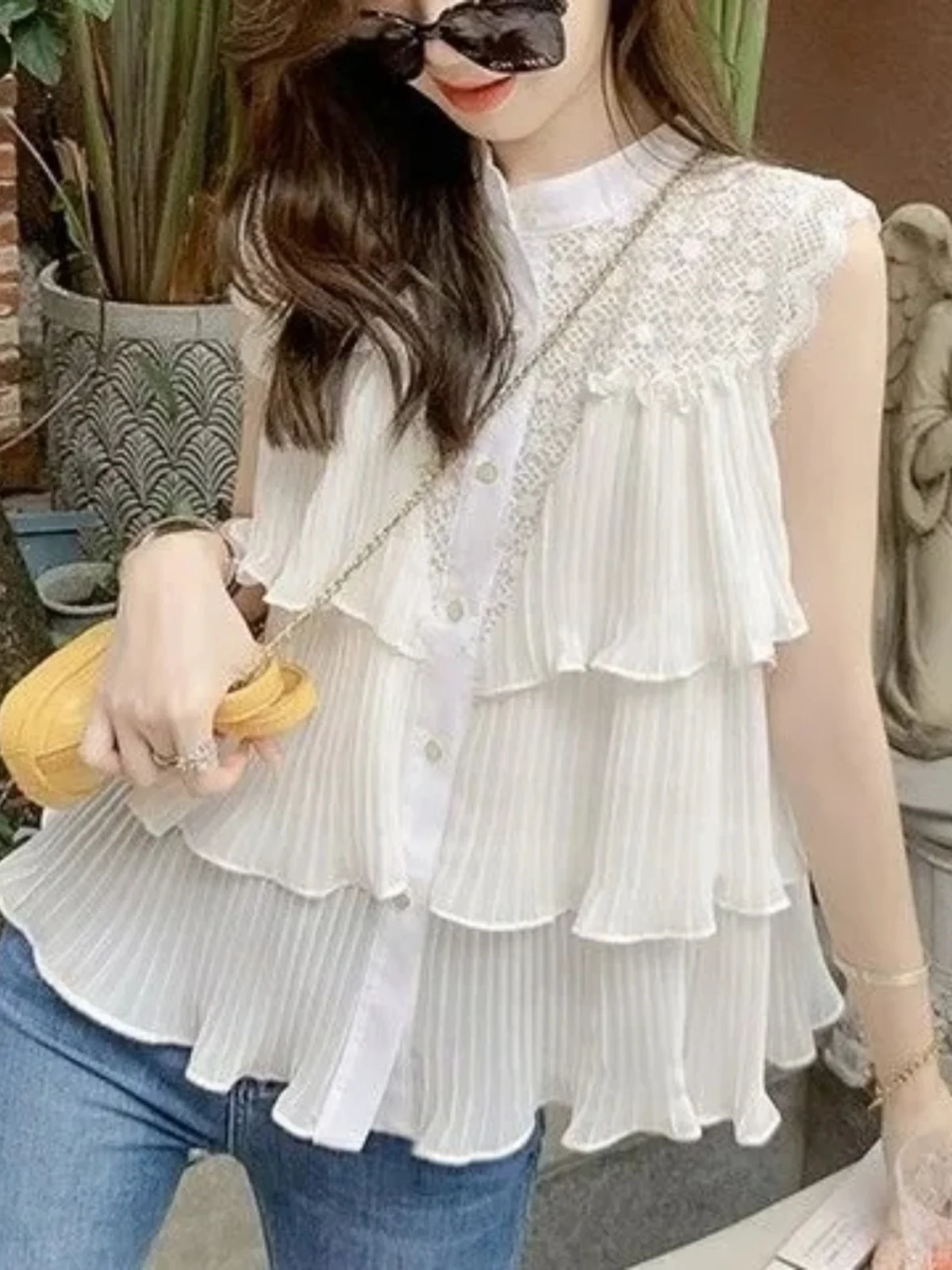 White Lace Hollow out Sleeveless Shirt Women's Summer Slim Fit Layered Cake Top Korean Style Commute Wind Straight Tube Shirt