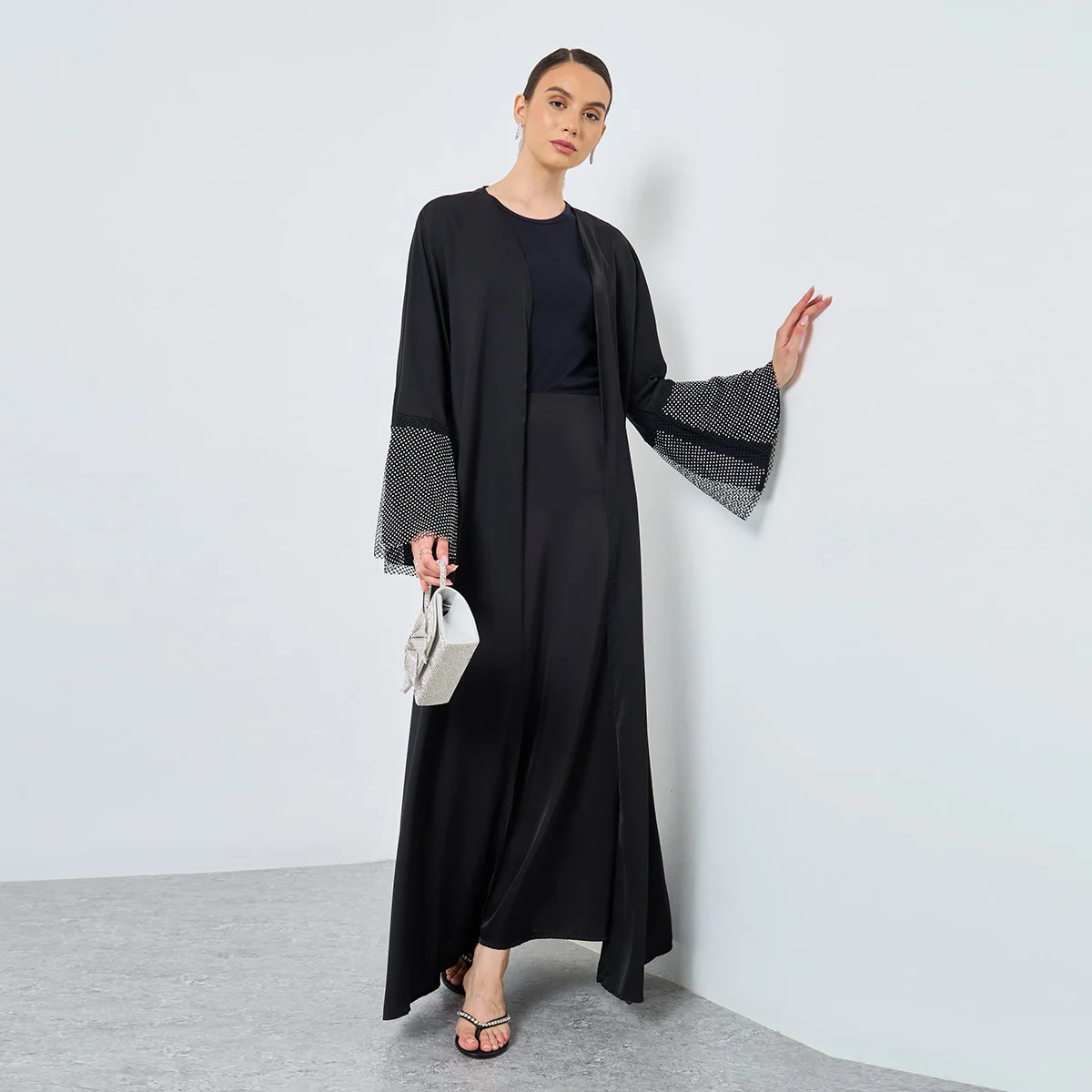 

Ближневосточное мусульманское платье Абая с открытой передней частью и длинными рукавами, женское платье джилбаб, исламские элегантные кафтаны Абая со стразами