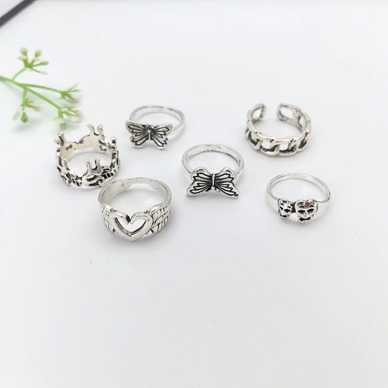 Fashionable Retro Ethnic Style Heart Butterfly Unique Design Simple Ring - Versatile Minimalist Accessory for Ins Inspiration