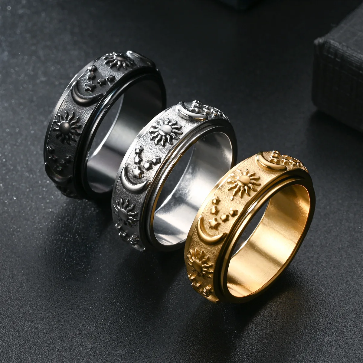 

Starry Fleld 8mm Wide Fine Steel Ring, Rotatable Sun, Moon and Star Motifs, Exquisitely Polished Fashion Accessory