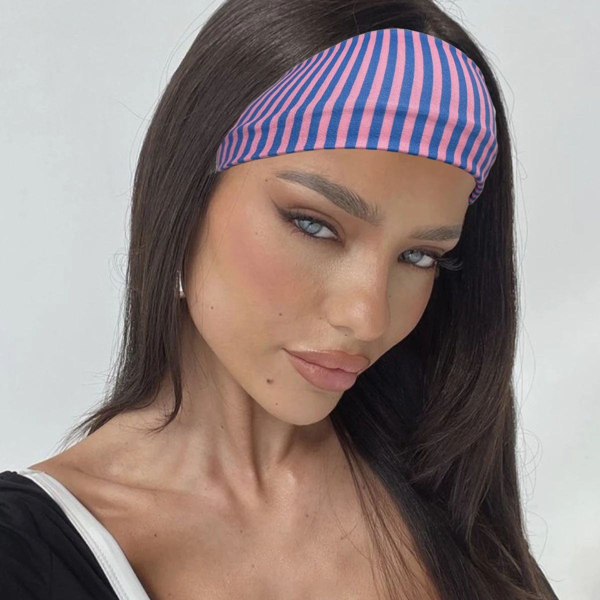 Thumbnail 2 - #10 Low Cost Fabric Headbands That Work