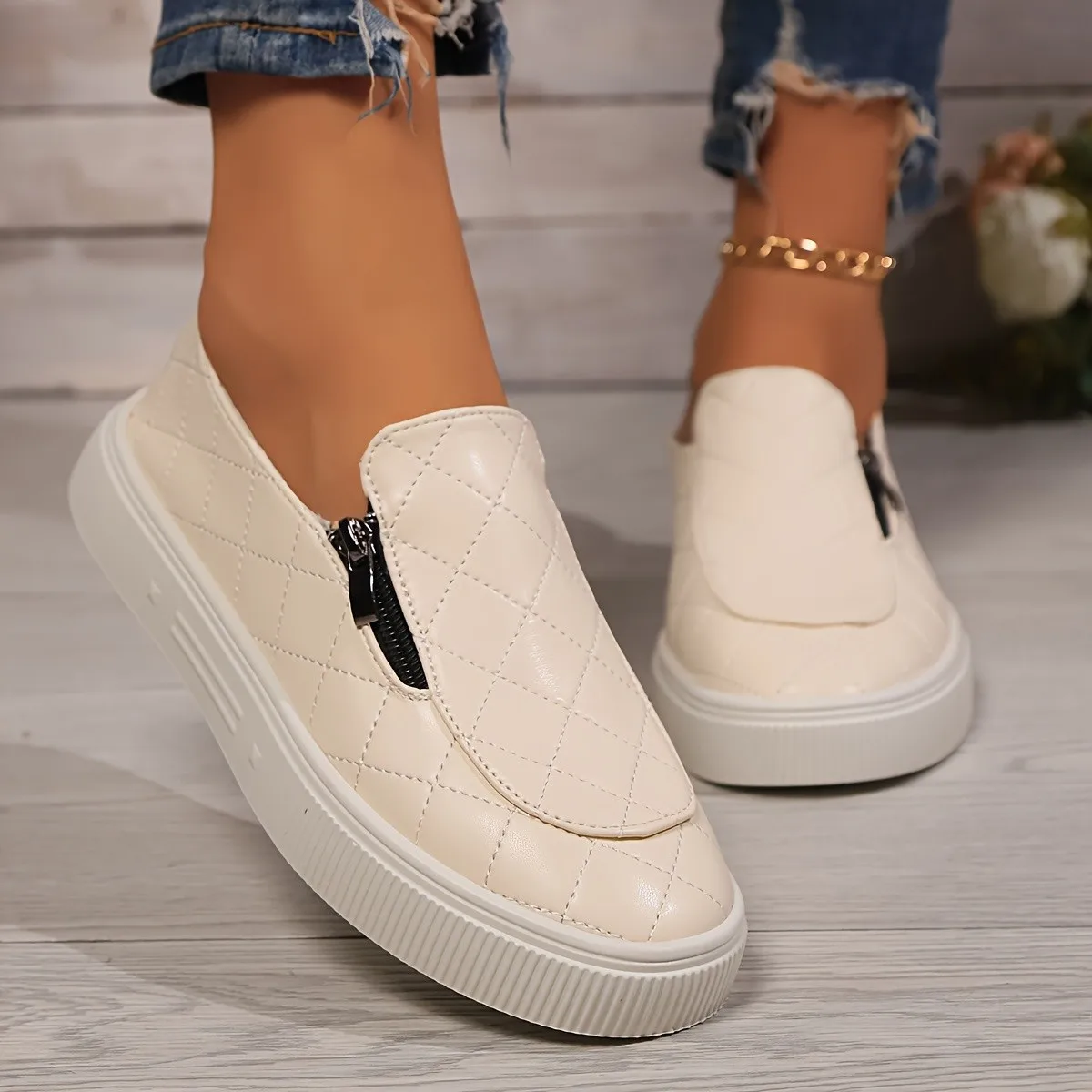 Brand Shoes Female 2024 Autumn Latest Side Zipper Design Ladies Casual Shoes Simple and Versatile Women's Sneakers Zapatos Mujer