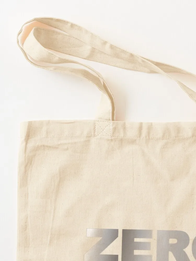 رائد فضاء القط في الحلم &lt; ، تحطيم القرع ، تحطيم القرع تحطيم القرع تحطيم القرع حمل حقيبة