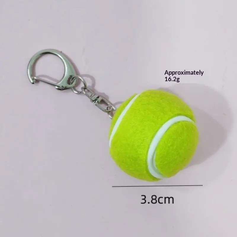 Mini-Tennisball-Schlüsselanhänger in leuchtenden, verschiedenen Farben und mit Metallverschlüssen zur Dekoration von Rucksäcken, kleine Geschenke für Tennisliebhaber. – Detail 6