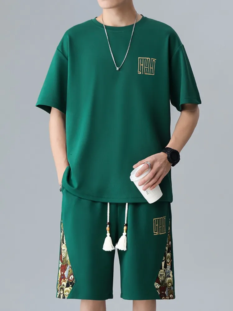 

Летний повседневный спортивный костюм для подростков: футболка с нашивкой-медведем и легкие дышащие брюки, комплект из двух предметов от модного бренда