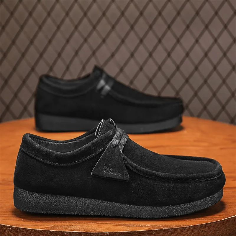 Leichte Freizeitschuhe für Herren. Ein Paar Herren-Freizeit-Laufschuhe für den Frühling/Sommer im Freien. Größen 39 bis 47 – Detail 10